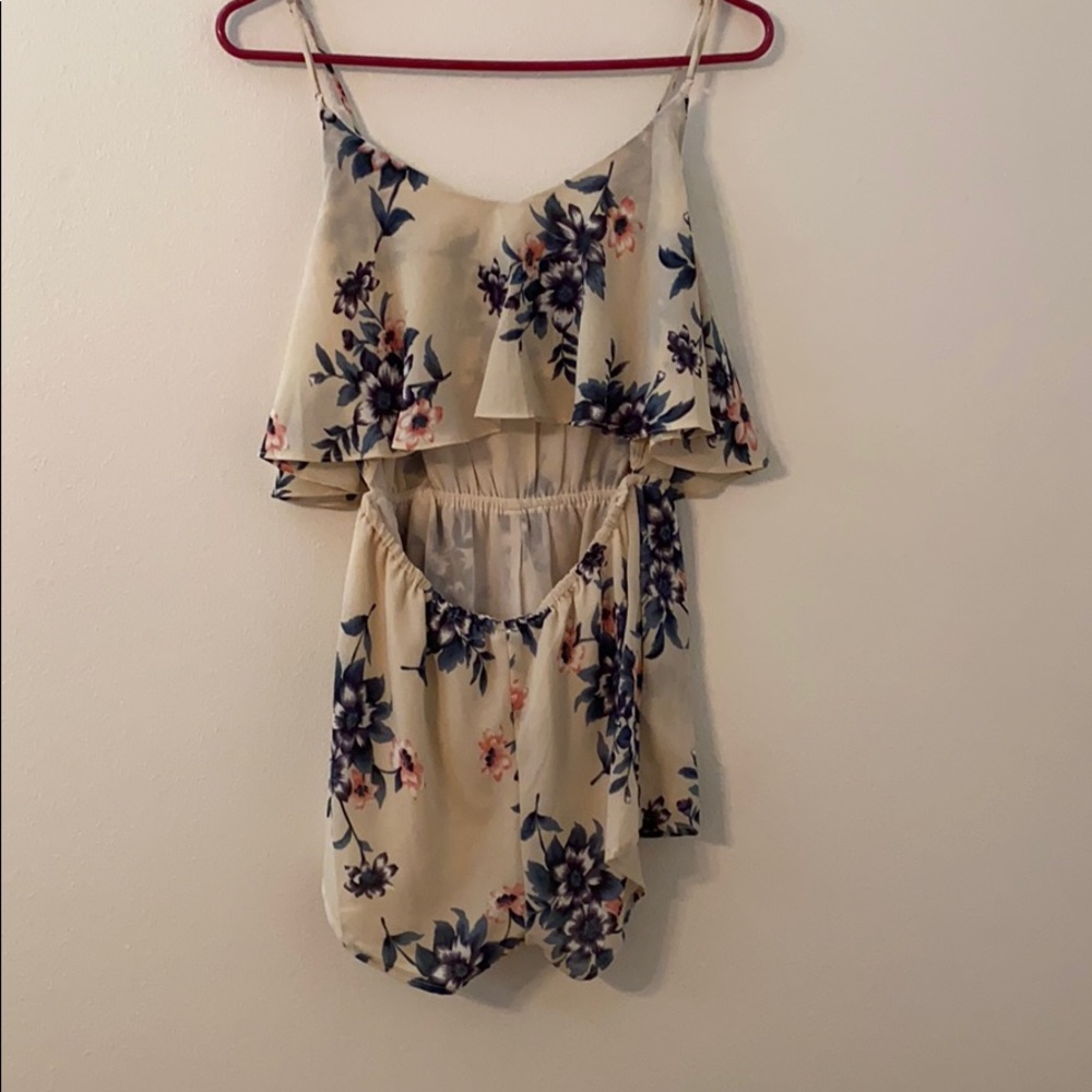 Open back romper - Picture 3 of 3